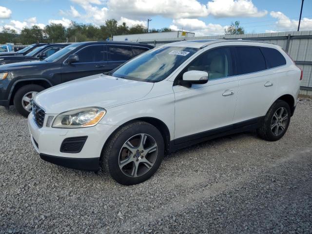 2013 VOLVO XC60 T6, 