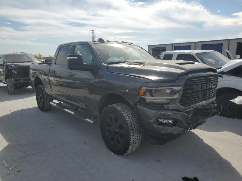 3C6UR5FL9RG104279 - 2024 RAM 2500 LARAMIE Մոխրագույն լուսանկար 4