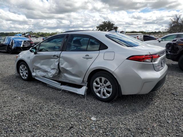 5YFB4MDE2SP325803 - 2025 TOYOTA COROLLA LE SILVER photo 2