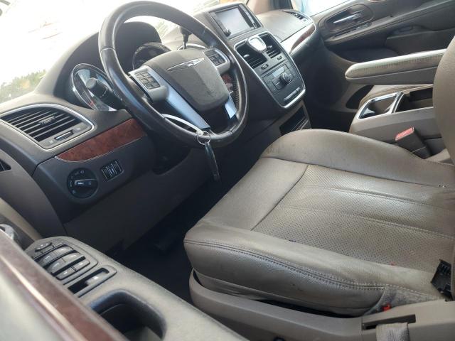 2C4RC1BG6CR337393 - 2012 CHRYSLER TOWN & COU TOURING WHITE photo 7