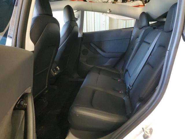 5YJYGDEE9LF043896 - 2020 TESLA MODEL Y Weiß Foto 10