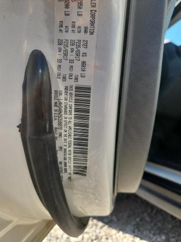 1J4HS48N25C539272 - 2005 JEEP GRAND CHEROKEE LAREDO Biały zdjęcie 13