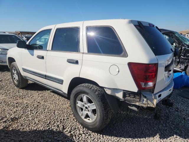 1J4HS48N25C539272 - 2005 JEEP GRAND CHEROKEE LAREDO Biały zdjęcie 2
