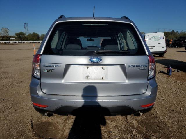 JF2SHABC2DH435464 - 2013 SUBARU FORESTER 2.5X SILVER photo 6
