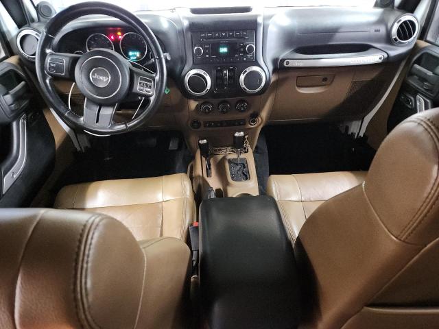 1J4BA5H19BL557873 - 2011 JEEP WRANGLER U SAHARA თეთრი ფოტო 8