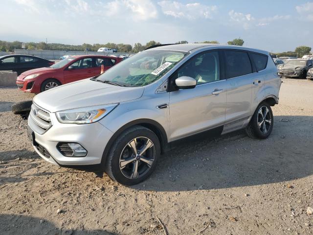 2017 FORD ESCAPE SE, 