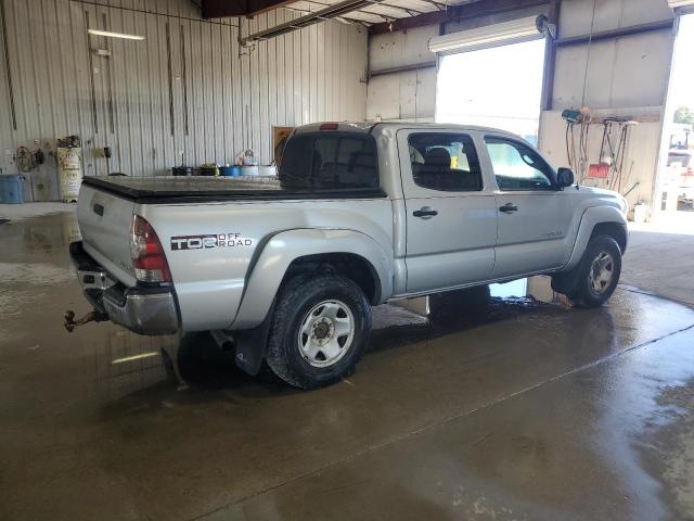 3TMLU4EN3AM041623 - 2010 TOYOTA TACOMA DOUBLE CAB SILVER photo 3