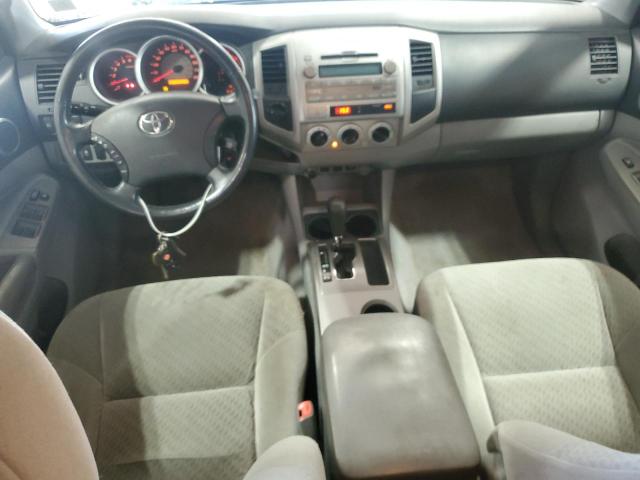 3TMLU4EN3AM041623 - 2010 TOYOTA TACOMA DOUBLE CAB SILVER photo 8