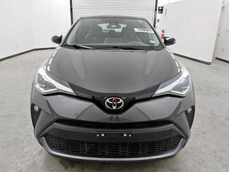 NMTKHMBX6MR135830 - 2021 TOYOTA C-HR XLE GRAY photo 5