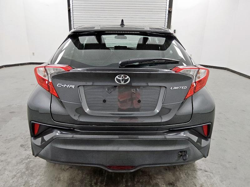 NMTKHMBX6MR135830 - 2021 TOYOTA C-HR XLE GRAY photo 6