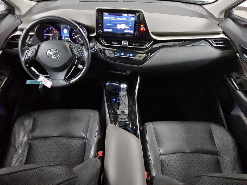 NMTKHMBX6MR135830 - 2021 TOYOTA C-HR XLE GRAY photo 8