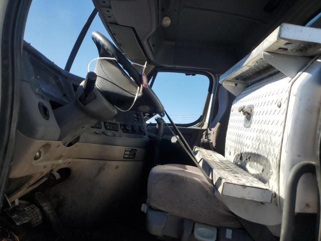 1FUJGEDR0CSBV1754 - 2012 FREIGHTLINER CASCADIA WHITE photo 5