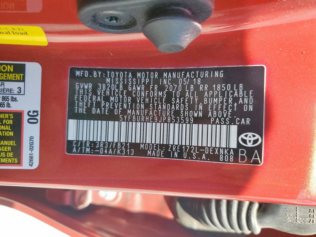 5YFBURHE9JP853599 - 2018 TOYOTA COROLLA L წითელი ფოტო 12