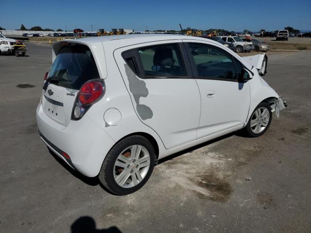 KL8CC6S95FC788082 - 2015 CHEVROLET SPARK 1LT WHITE photo 3