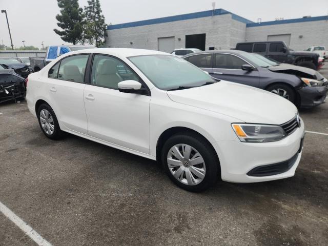 3VWDZ7AJ6BM380224 - 2011 VOLKSWAGEN JETTA SE თეთრი ფოტო 4