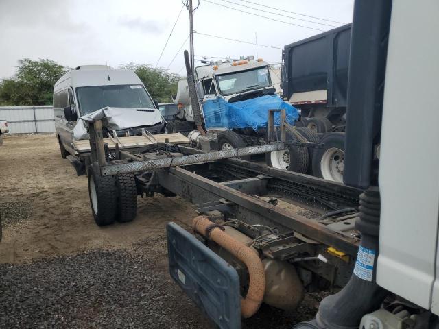 JALE5W161L7900347 - 2020 ISUZU NQR WHITE photo 6