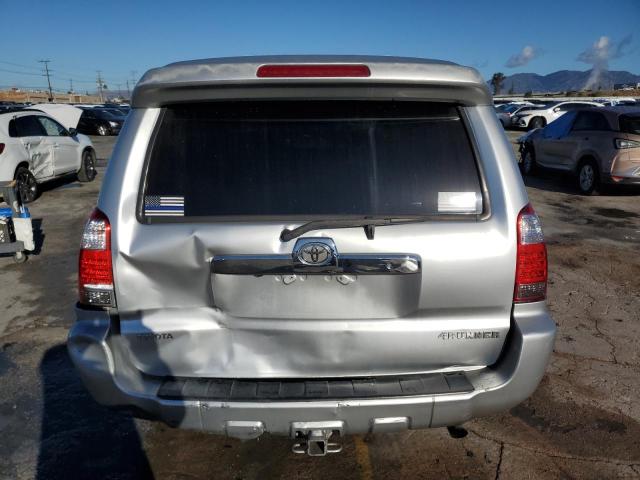 JTEZU14R860067833 - 2006 TOYOTA 4RUNNER SR5 Gümüş fotoğraf 6
