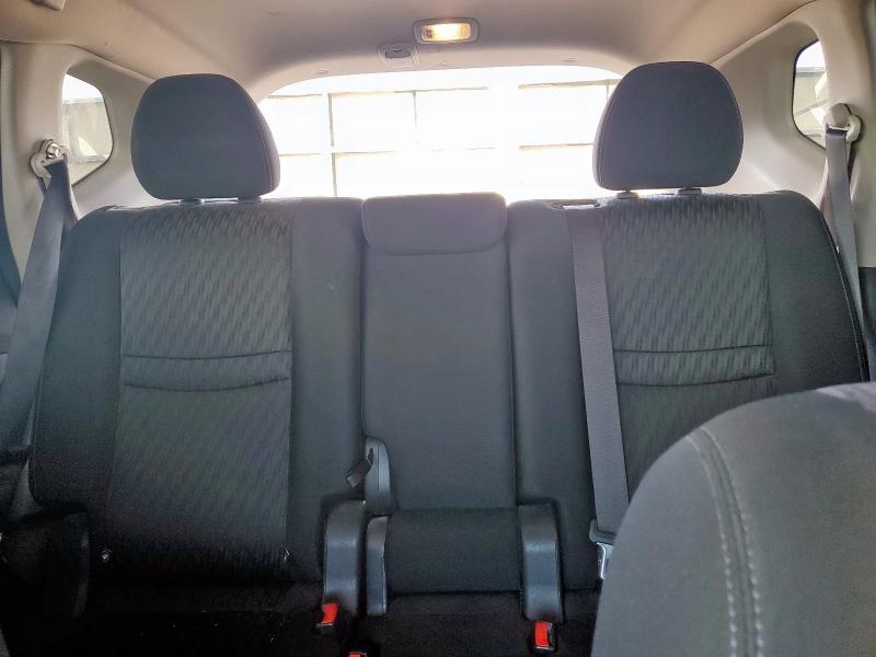 KNMAT2MV2HP541423 - 2017 NISSAN ROGUE S رمادي صورة 10