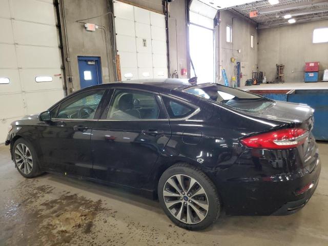 3FA6P0T92KR270842 - 2019 FORD FUSION SE BLACK photo 2