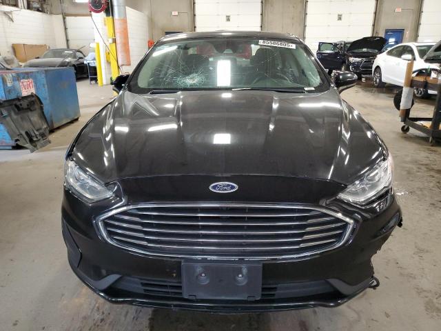 3FA6P0T92KR270842 - 2019 FORD FUSION SE BLACK photo 5
