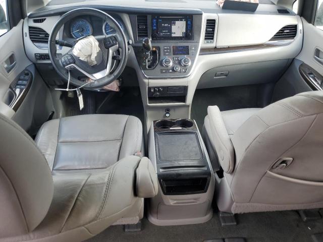 5TDYZ3DC3HS874558 - 2017 TOYOTA SIENNA XLE 白色 照片 8