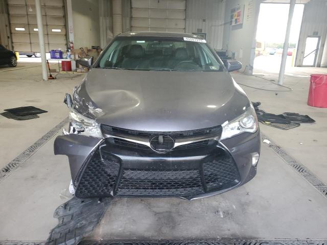 4T1BF1FK0GU541165 - 2016 TOYOTA CAMRY LE CHARCOAL photo 5