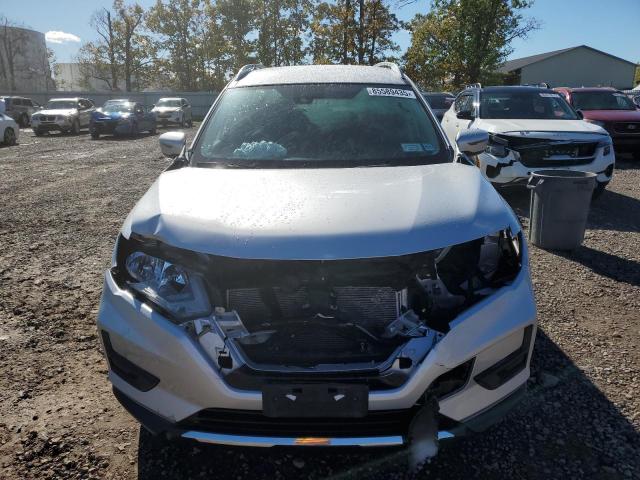 KNMAT2MV1LP520121 - 2020 NISSAN ROGUE S 银色 照片 5