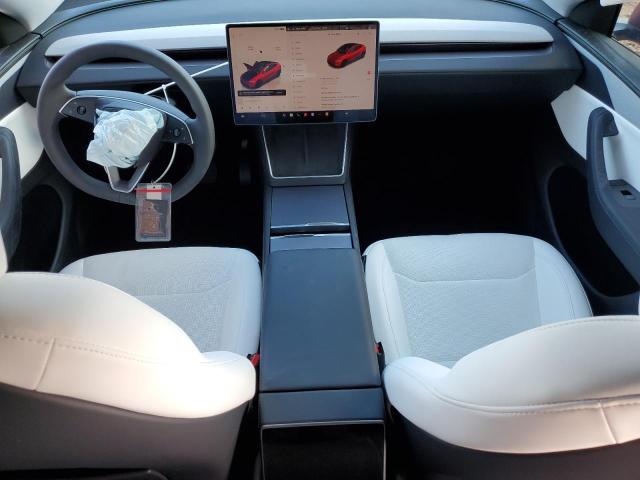 7SAYGDEE7TF357923 - 2026 TESLA MODEL Y Qırmızı foto 8