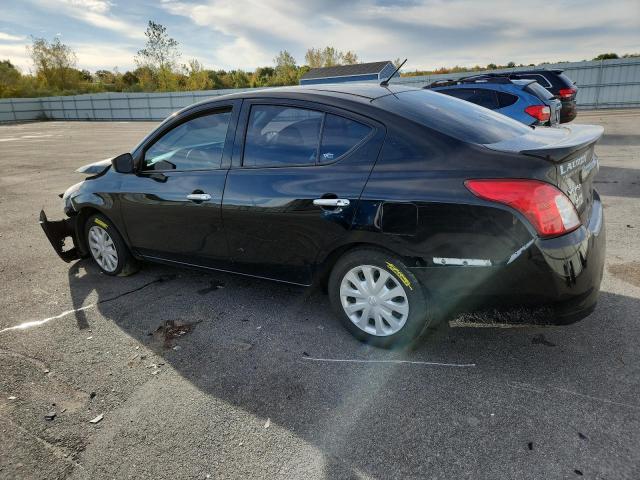 3N1CN7AP7KL879783 - 2019 NISSAN VERSA S 黑色 照片 2