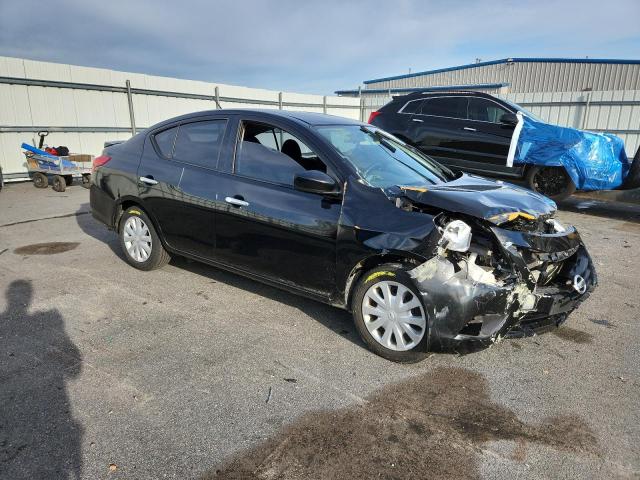 3N1CN7AP7KL879783 - 2019 NISSAN VERSA S 黑色 照片 4