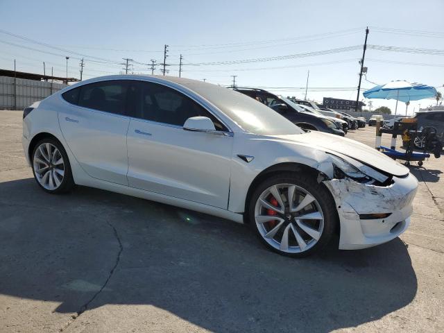 5YJ3E1EB7JF084271 - 2018 TESLA MODEL 3 Білий фото 4