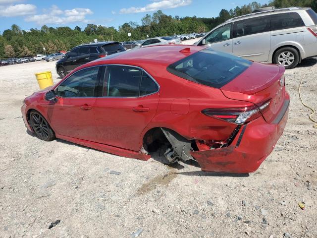4T1K31AK9PU055647 - 2023 TOYOTA CAMRY XSE RED photo 2