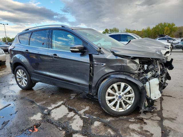 1FMCU9JD4HUD11289 - 2017 FORD ESCAPE TITANIUM SILVER photo 4