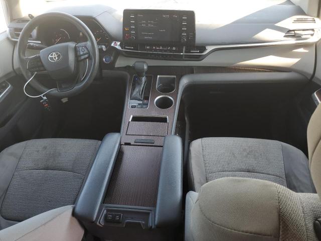 5TDKRKEC9NS121868 - 2022 TOYOTA SIENNA LE ვერცხლისფერი ფოტო 8