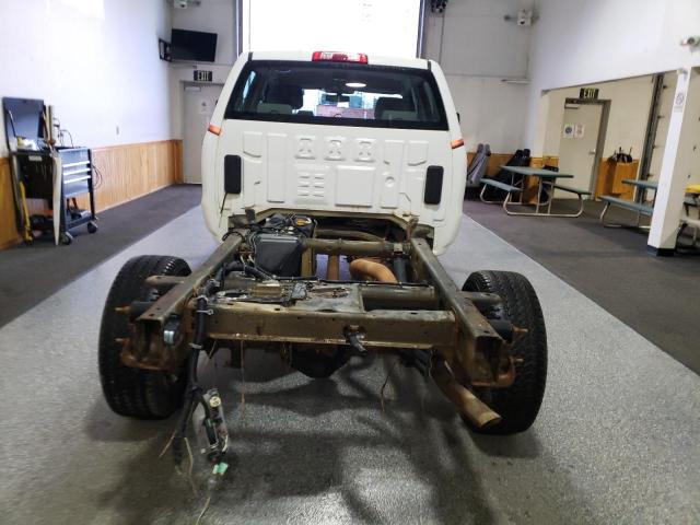 1GB1KUEG0FF651151 - 2015 CHEVROLET SILVERADO K2500 HEAVY DUTY WHITE photo 6