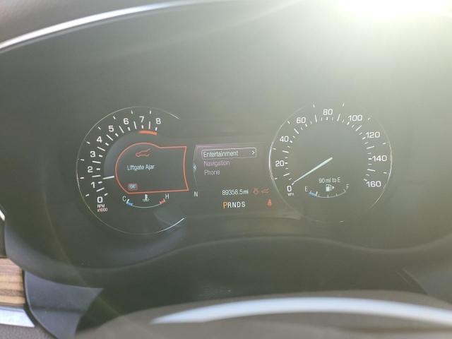 5LMTJ3DH8GUJ19051 - 2016 LINCOLN MKC RESERVE Білий фото 9