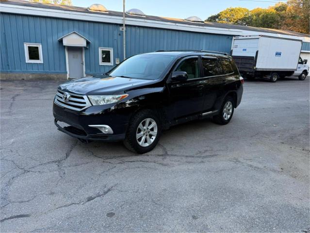5TDBK3EH0DS226979 - 2013 TOYOTA HIGHLANDER BASE أسود صورة 2