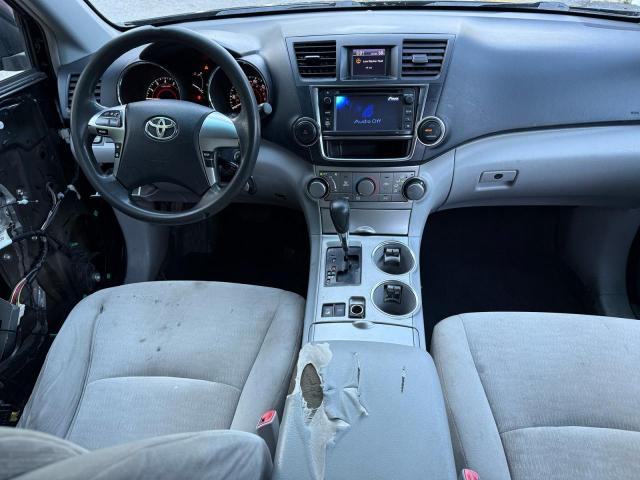 5TDBK3EH0DS226979 - 2013 TOYOTA HIGHLANDER BASE أسود صورة 9