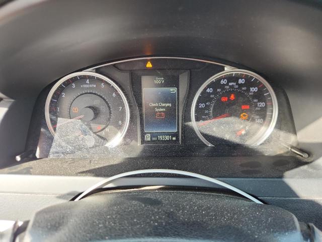 4T1BF1FK2FU059618 - 2015 TOYOTA CAMRY LE Gümüş foto 9