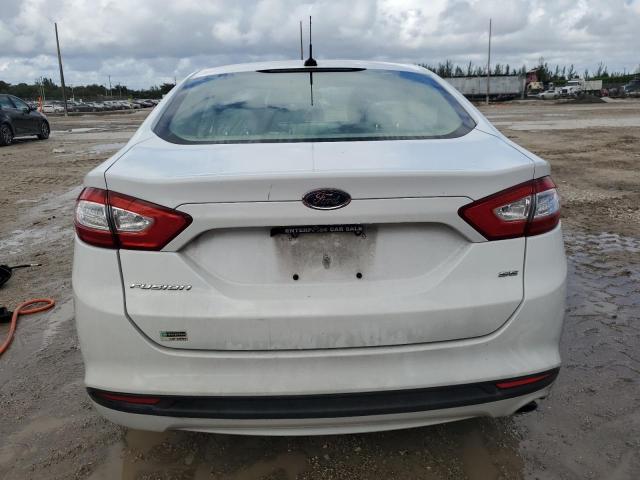 3FA6P0H72GR387626 - 2016 FORD FUSION SE 白色 照片 6