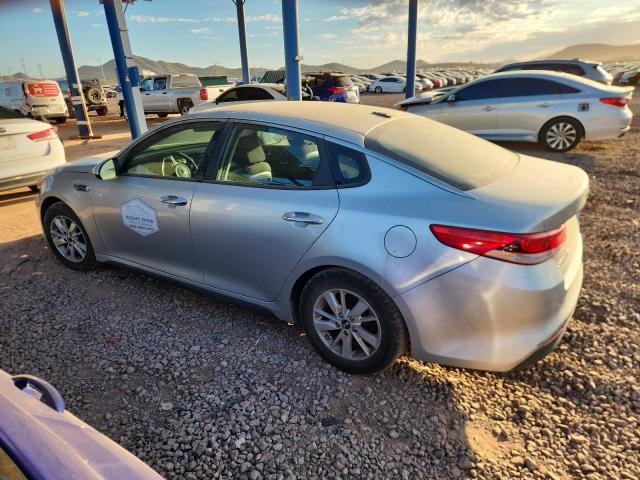 5XXGT4L3XHG149173 - 2017 KIA OPTIMA LX 银色 照片 2