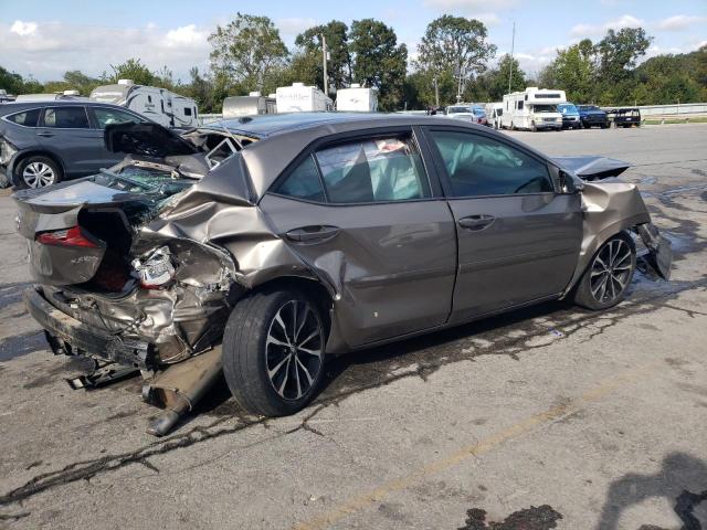 5YFBURHE0JP772278 - 2018 TOYOTA COROLLA L GRAY photo 3