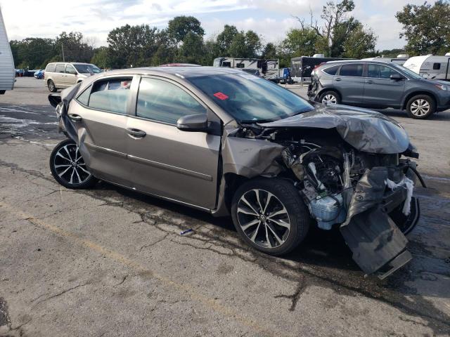 5YFBURHE0JP772278 - 2018 TOYOTA COROLLA L GRAY photo 4