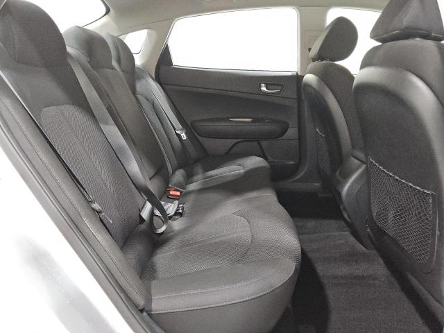 5XXGT4L34KG358349 - 2019 KIA OPTIMA LX SILVER photo 10