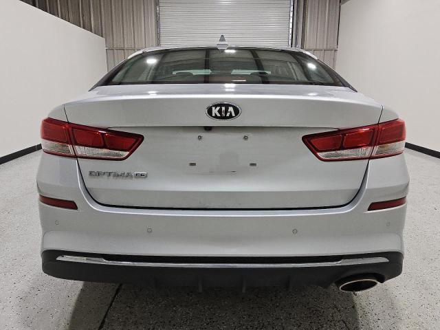 5XXGT4L34KG358349 - 2019 KIA OPTIMA LX SILVER photo 6