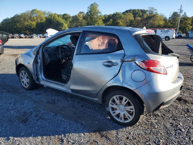 JM1DE1KZ7D0168289 - 2013 MAZDA MAZDA2 银色 照片 2