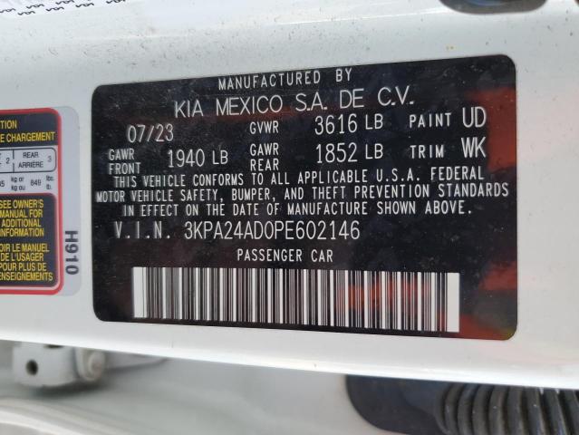 3KPA24AD0PE602146 - 2023 KIA RIO LX WHITE photo 13
