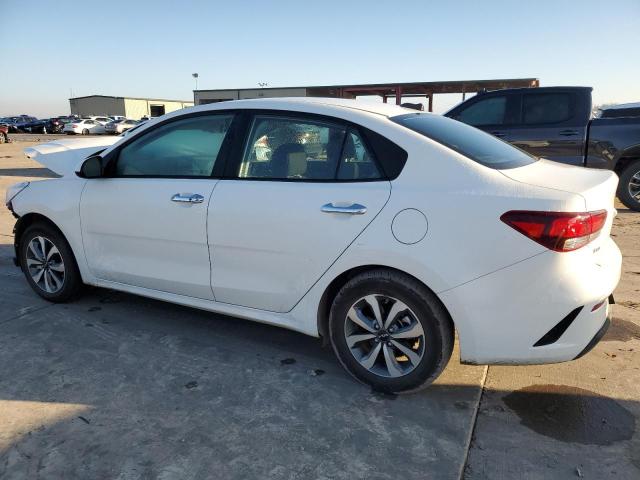 3KPA24AD0PE602146 - 2023 KIA RIO LX WHITE photo 2