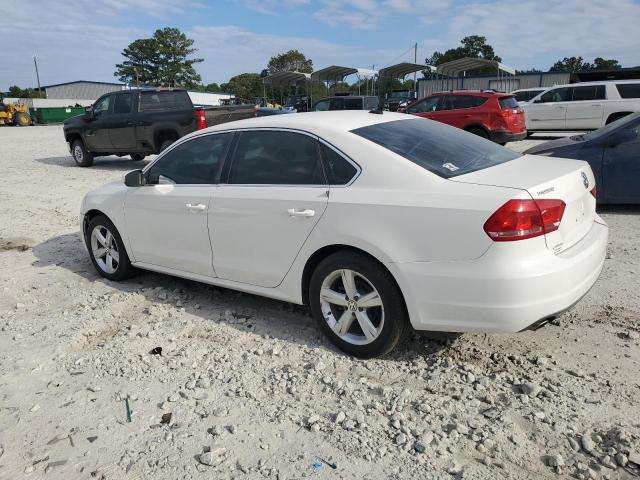 1VWBN7A31DC102064 - 2013 VOLKSWAGEN PASSAT SE Beyaz fotoğraf 2