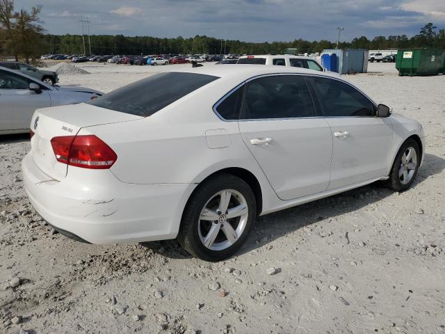 1VWBN7A31DC102064 - 2013 VOLKSWAGEN PASSAT SE Beyaz fotoğraf 3